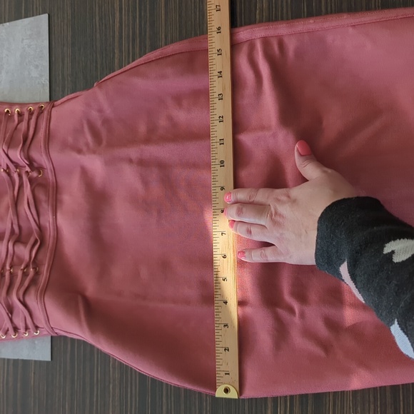 Dusty pink bodycon dress laced front - Picture 13 of 14